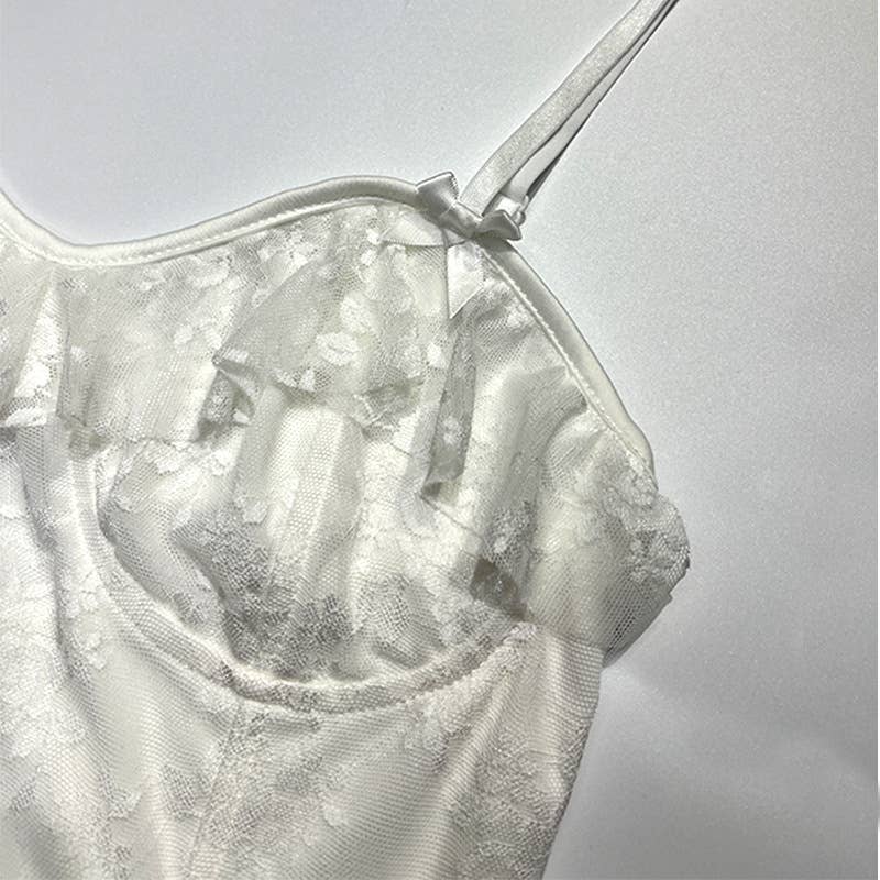 Vestido Corto Halter con Falda de Encaje – Livia