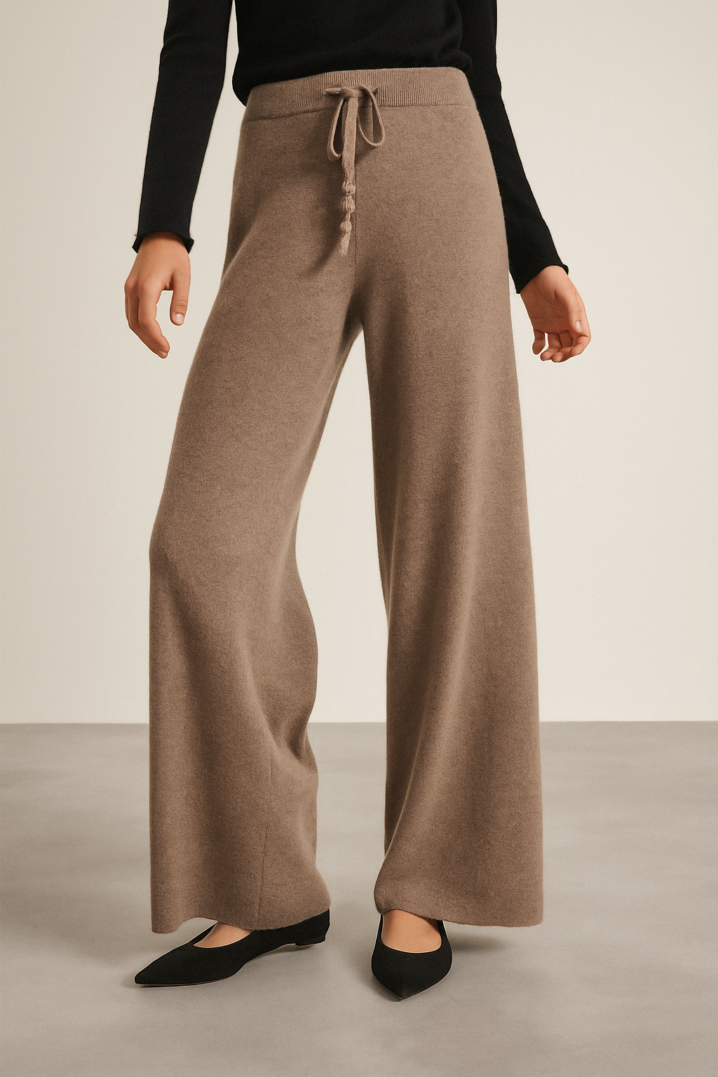 Knitted Pants Cashmere Look – Soft Lounge Pants with Wide Legs in Taupe