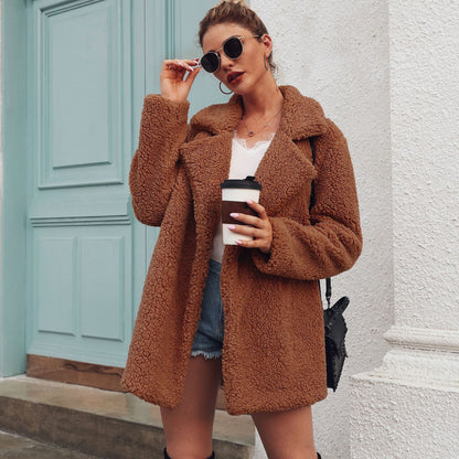 Élégance Réinventée : Blouse-Veste à Col Tailleur et Manches Longues