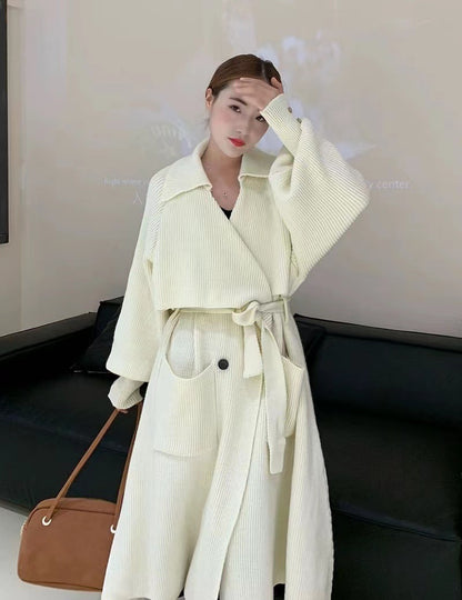Trench Coat Femme Ceinturé – Élégance Automne/Hiver