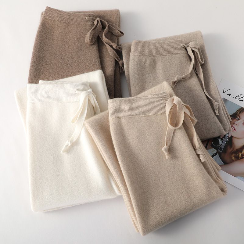 Knitted Pants Cashmere Look – Soft Lounge Pants with Wide Legs in Taupe
