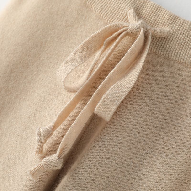 Knitted Pants Cashmere Look – Soft Lounge Pants with Wide Legs in Taupe