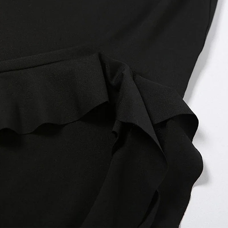 Vestido largo de noche asimétrico negro con abertura alta – Estilo Y2K