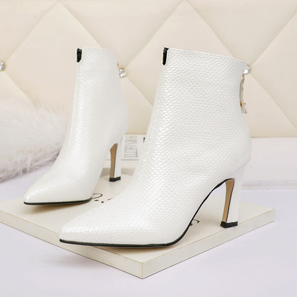 Bottines Martin Femme – Talon Stiletto et Motif Serpent