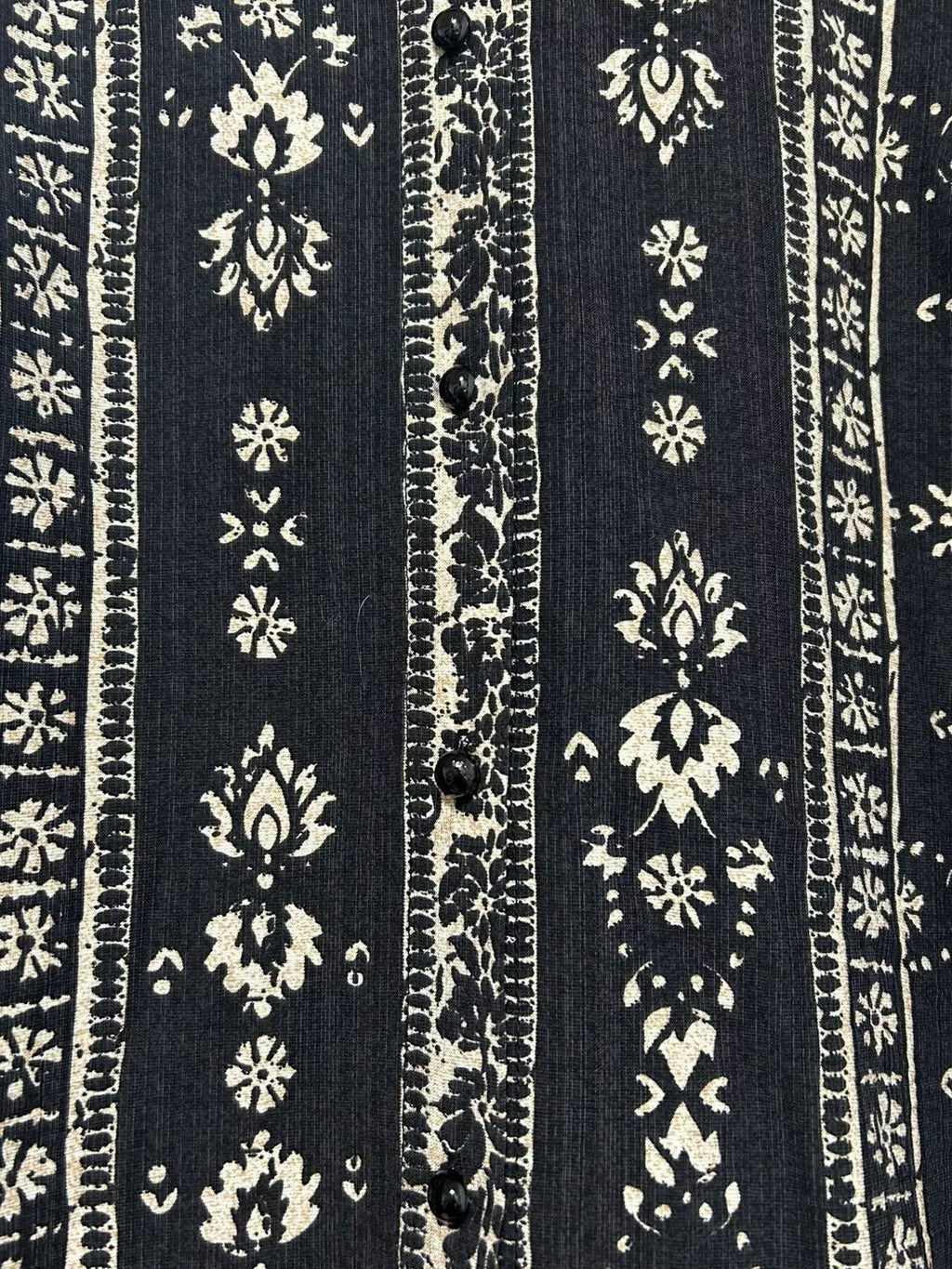 Blusa Estampada con Botones y Escote en V Estilo Boho Chic