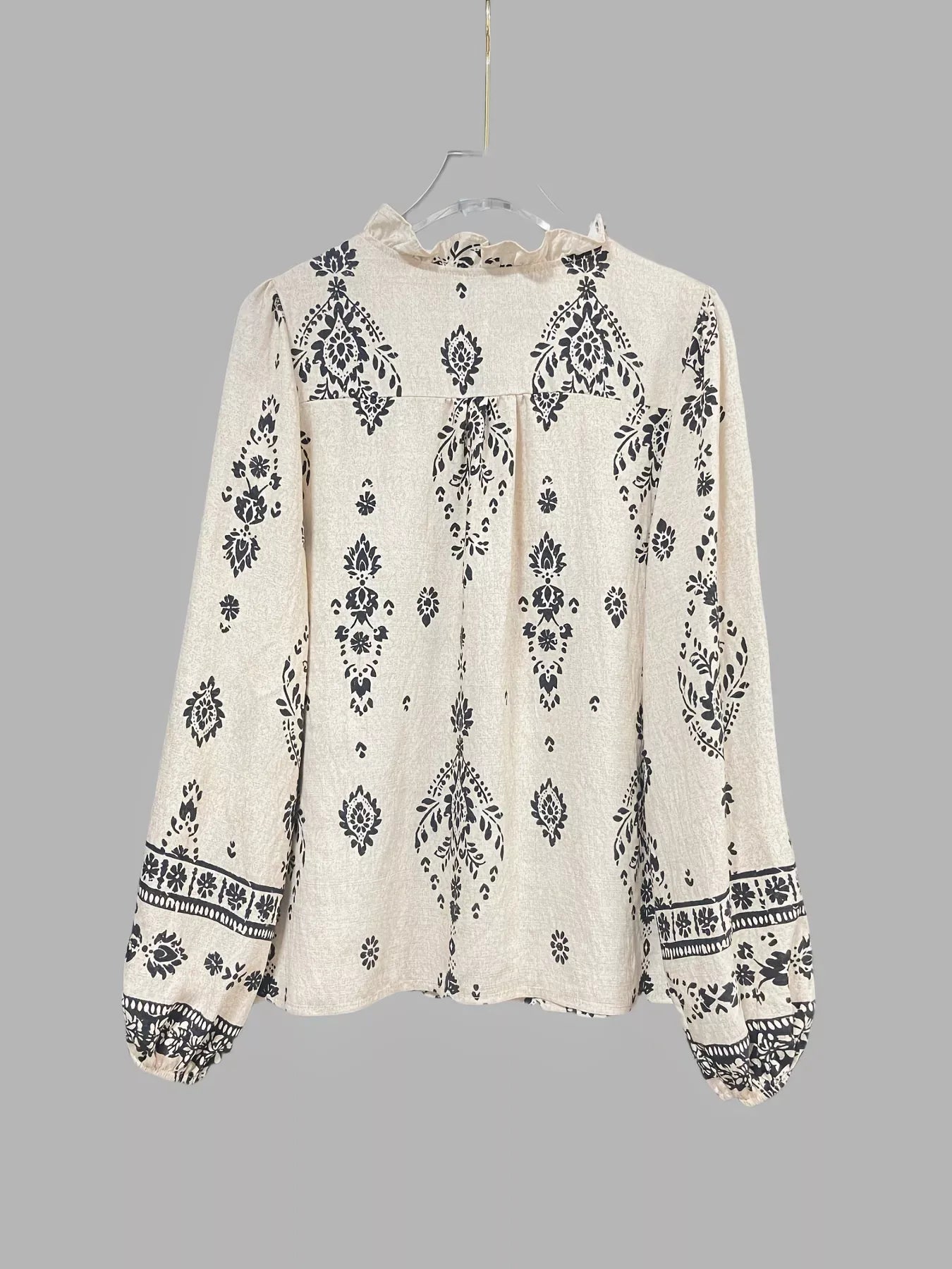 Blusa Estampada con Botones y Escote en V Estilo Boho Chic