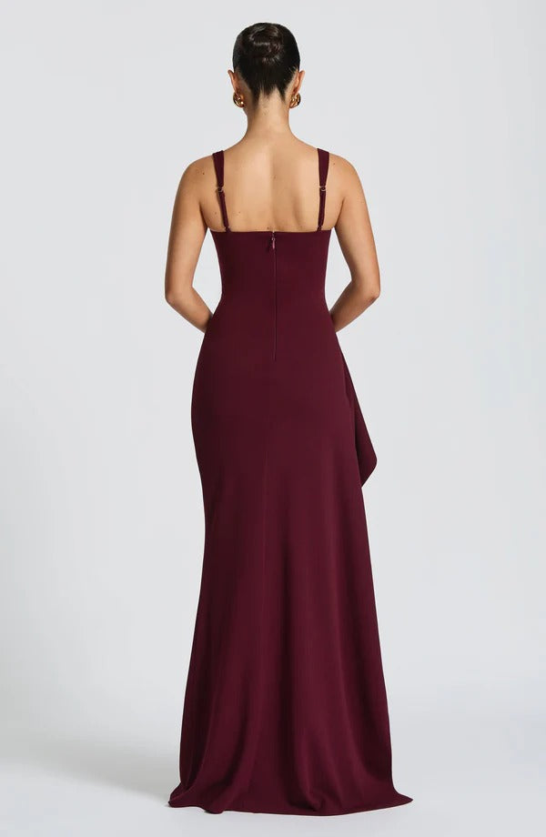 Robe Longue à Fente Élégante pour Femme – Style Moderne de Soirée