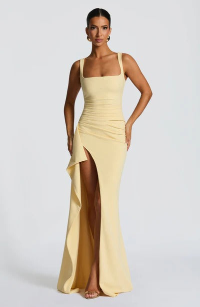Robe Longue à Fente Élégante pour Femme – Style Moderne de Soirée