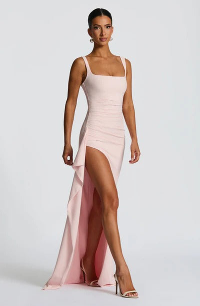 Robe Longue à Fente Élégante pour Femme – Style Moderne de Soirée