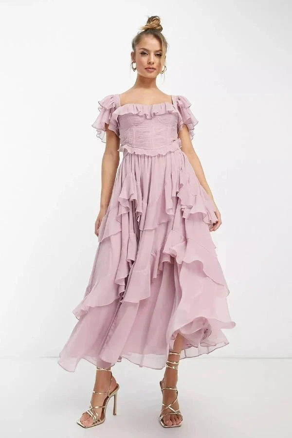 Robe Invitée de Mariage Midi Femme Chiffon Volants Épaules Dénudées Froncé 7 Couches Lilas – Freyna